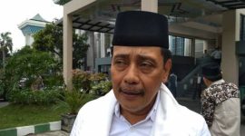 Ketua nu jatim hasan mutawakkil alallah di masjid-al akbar surabaya
