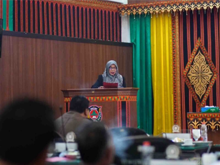 Sidang Paripurna DPRK Tentang Pembahasan Rancangan Qanun APBK Tahun ...